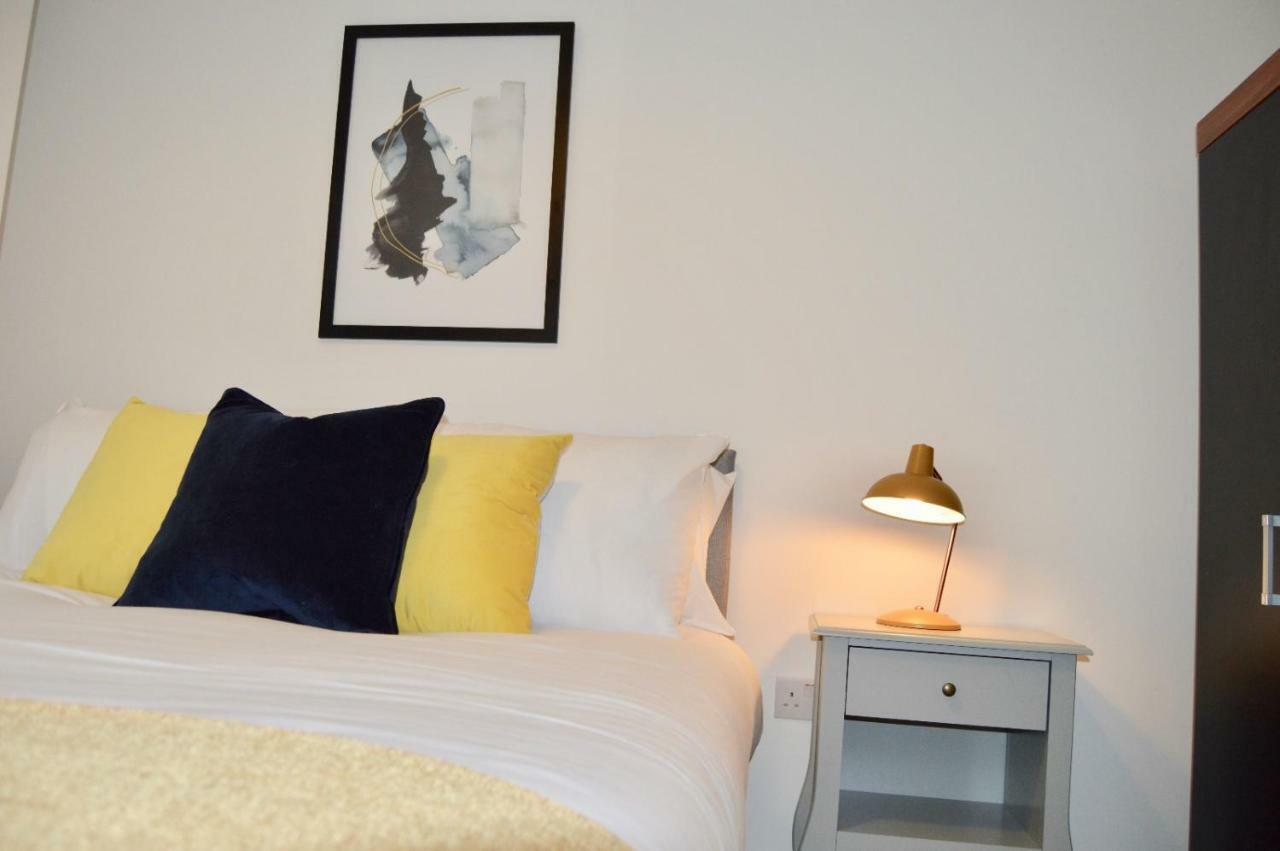 Qh31 - City Centre Location With 2 Double Bedrooms Sleeping Up To 4 People - Spacious Work Or Leisure Apartment Sheffield Exterior foto