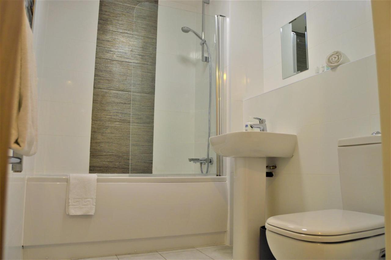 Qh31 - City Centre Location With 2 Double Bedrooms Sleeping Up To 4 People - Spacious Work Or Leisure Apartment Sheffield Exterior foto